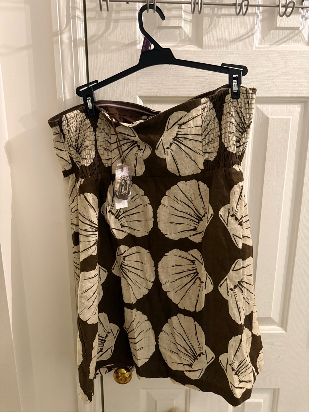 Abercrombie A&F Strapless Mini Skort Dress in Brown and Cream Shell Print - Picture 2 of 3